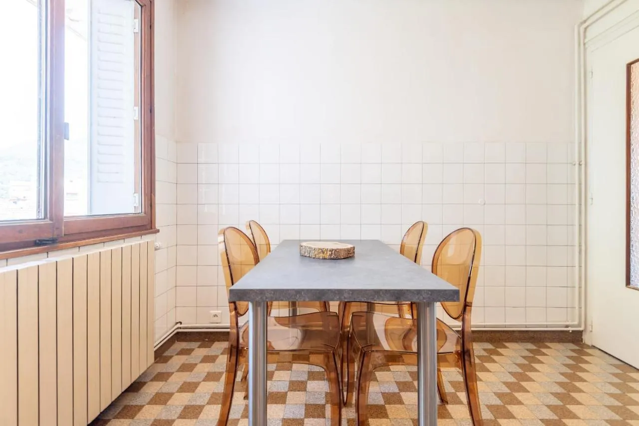 Cozy Apartment With Balcony Near Lake Annecy And The Beaches